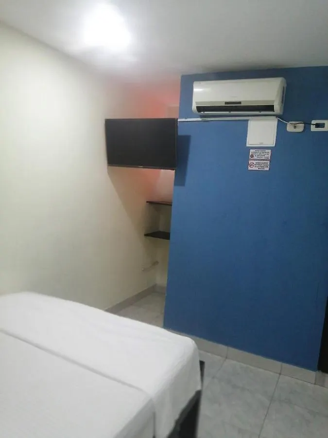 Guest house Hostal Boca Chica Cartagena